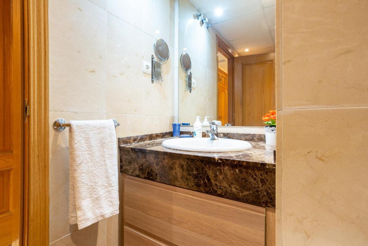 Apartamento Con Parking Puerto Nuevo 8 Малага Екстер'єр фото